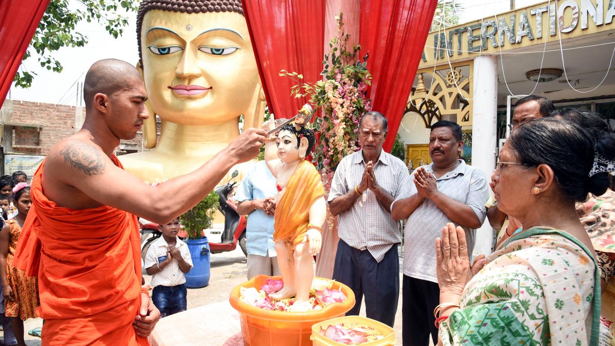 Kolom | Seribu Buddha